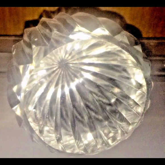 Antique Crystal Glass Paperweight 3 1/2” Tall Mint - Picture 4 of 8